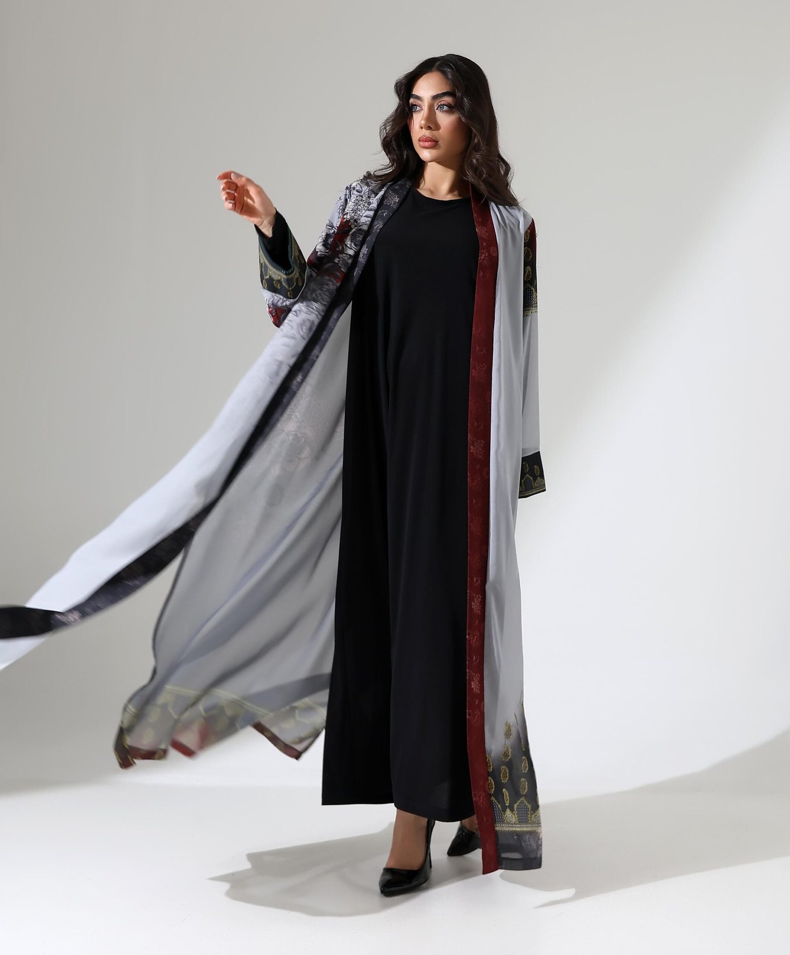 Abaya 3 pièces - الصورة 2